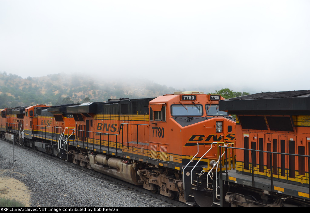 BNSF 7780